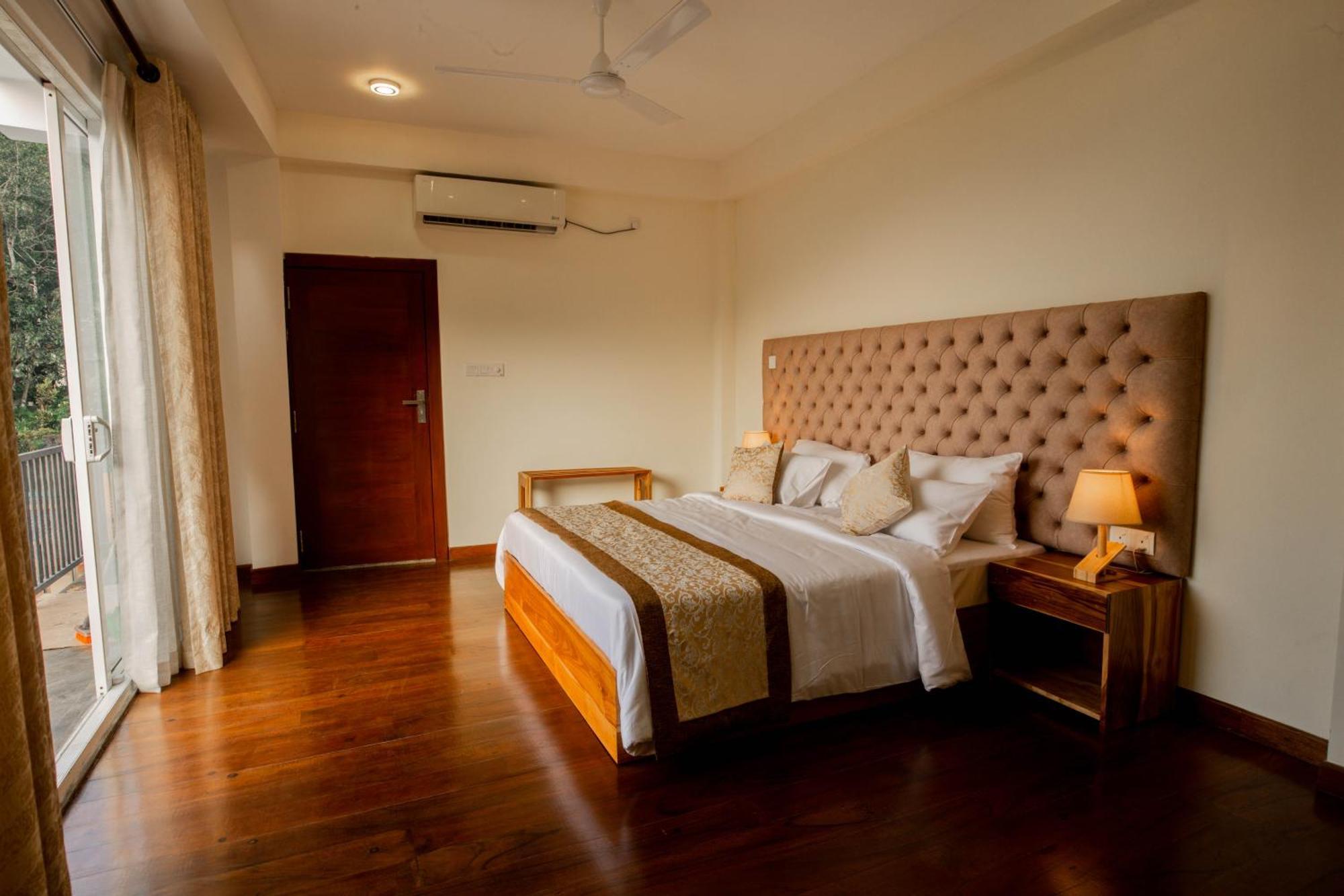Manthra Leisure Hotel Kandy Kültér fotó