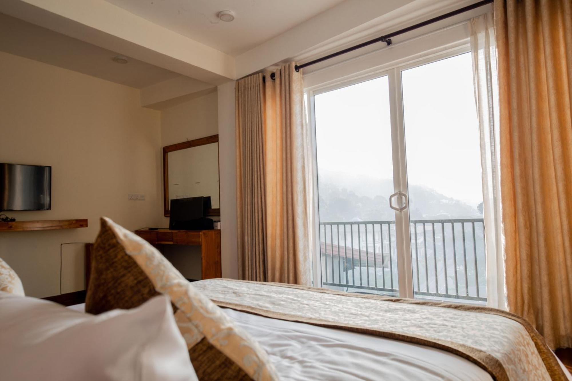 Manthra Leisure Hotel Kandy Kültér fotó