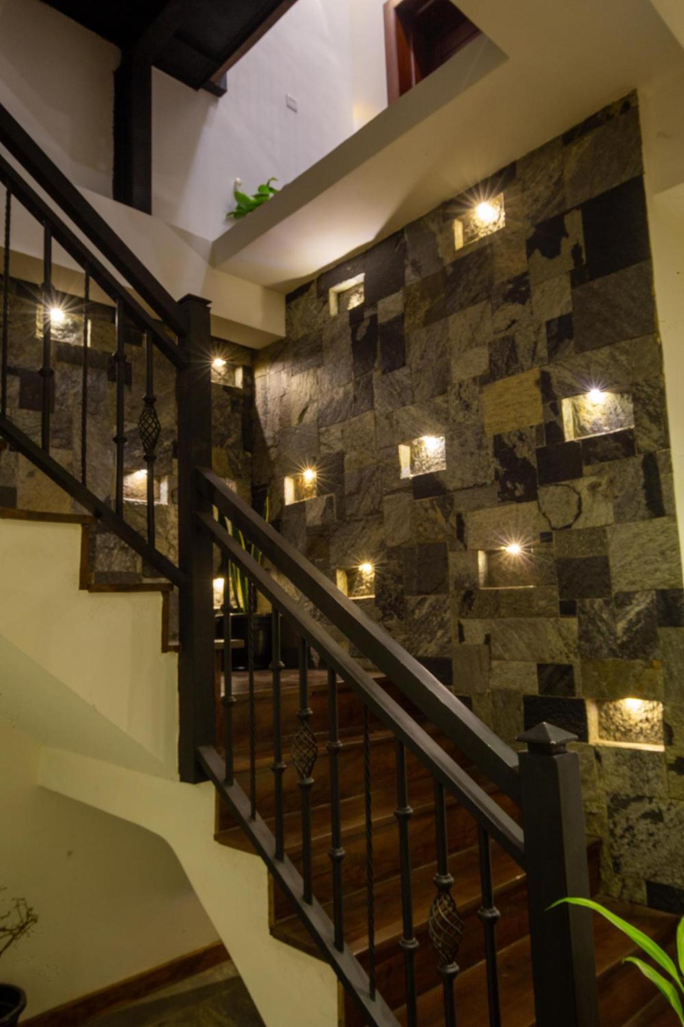 Manthra Leisure Hotel Kandy Kültér fotó