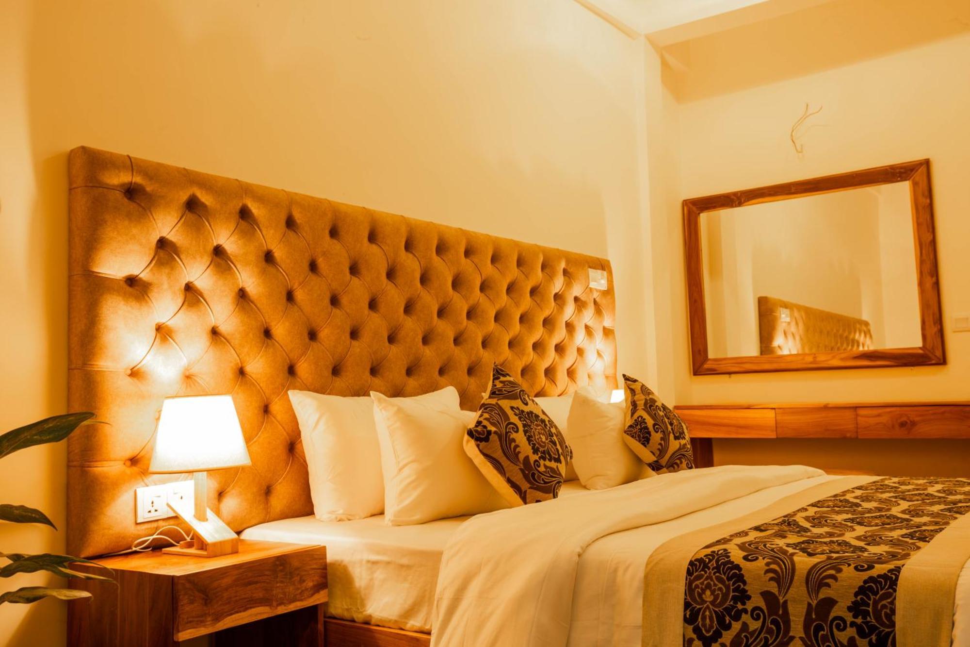 Manthra Leisure Hotel Kandy Kültér fotó
